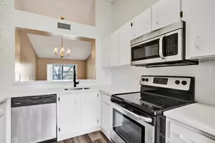 7557 Trent Dr, Tamarac, FL 33321 - Photo 9