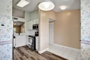 7557 Trent Dr, Tamarac, FL 33321 - Photo 7