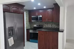 2161 NE 68 Street NE, Fort Lauderdale, FL 33308 - Photo 3