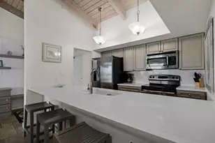 4402 Marina Villa Dr, Marathon, FL 33050 - Photo 9