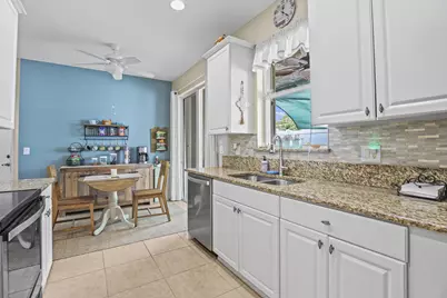 9901 SW Eastbrook Circle, Port Saint Lucie, FL 34987 - Photo 15