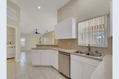 962 Montrose Avenue, Sebastian, FL 32958 - Photo 19