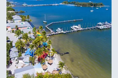 962 Montrose Avenue, Sebastian, FL 32958 - Photo 37