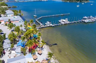 962 Montrose Ave, Sebastian, FL 32958 - Photo 37