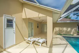962 Montrose Ave, Sebastian, FL 32958 - Photo 5