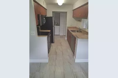 9833 Westview Drive #813, Coral Springs, FL 33076 - Photo 7