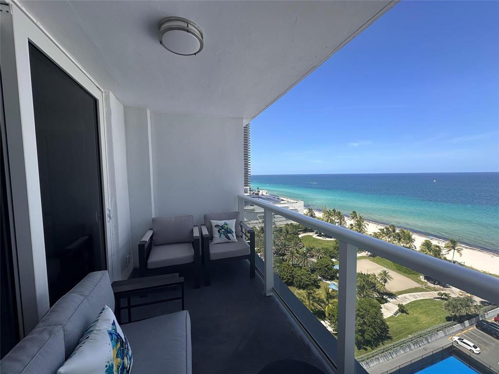 1880 S Ocean Dr #Ts705 main architectural view