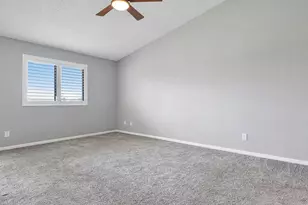 3200 NW 46th St, Oakland Park, FL 33309 - Photo 9