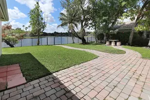 1968 Water Ridge Dr, Weston, FL 33326 - Photo 37