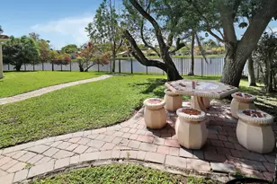 1968 Water Ridge Dr, Weston, FL 33326 - Photo 9