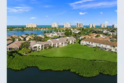 3225 S Lakeview Circle #22-202, Fort Pierce, FL 34949 - Photo 5