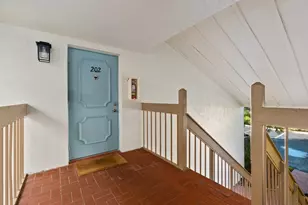 3225 S Lakeview Cir, Fort Pierce, FL 34949 - Photo 13