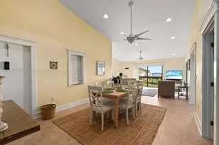 3225 S Lakeview Cir, Fort Pierce, FL 34949 - Photo 15
