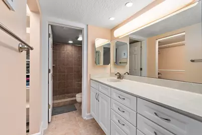 3225 S Lakeview Circle #22-202, Fort Pierce, FL 34949 - Photo 33