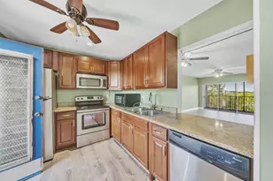 7541 NW 16th St, Plantation, FL 33313 - Photo 9