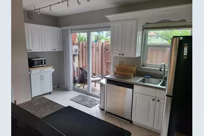 32 NE 20th Court #4b, Wilton Manors, FL 33305 - Photo 7