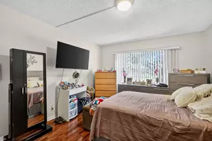 901 SW 128th Terrace, Pembroke Pines, FL 33027 - Photo 17