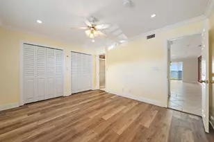 400 Wilma Cir, Riviera Beach, FL 33404 - Photo 11
