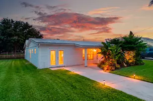 241 14th Pl, Vero Beach, FL 32960 - Photo 3