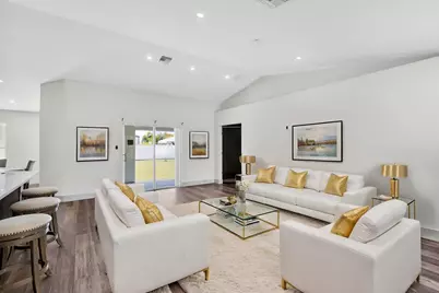 610 SE 21st Lane, Cape Coral, FL 33990 - Photo 13