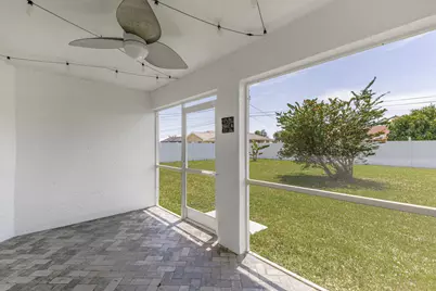 610 SE 21st Lane, Cape Coral, FL 33990 - Photo 33