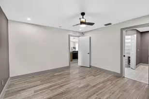 610 SE 21st Ln, Cape Coral, FL 33990 - Photo 21