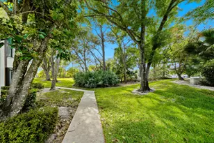 2702 SW Matheson Ave, Palm City, FL 34990 - Photo 25