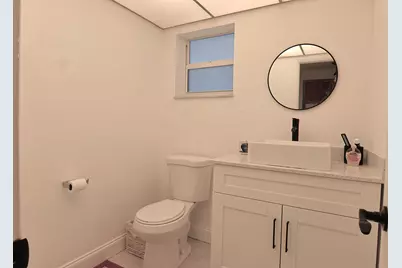 1000 NE 12th Avenue #106, Hallandale Beach, FL 33009 - Photo 11