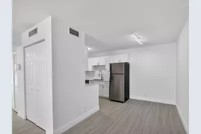 1500 N Congress Avenue #C20, West Palm Beach, FL 33401 - Photo 5