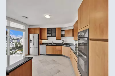 17555 Collins Avenue #1805, Sunny Isles Beach, FL 33160 - Photo 9