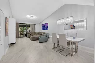 7563 Glendevon Ln, Delray Beach, FL 33446 - Photo 11