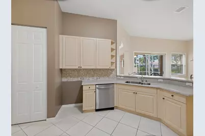 6709 Garde Road, Boynton Beach, FL 33472 - Photo 9