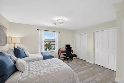 7249 NE Bay Harbour Avenue, Boca Raton, FL 33487 - Photo 39