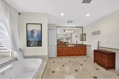 7249 NE Bay Harbour Avenue, Boca Raton, FL 33487 - Photo 27