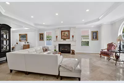 7249 NE Bay Harbour Avenue, Boca Raton, FL 33487 - Photo 9