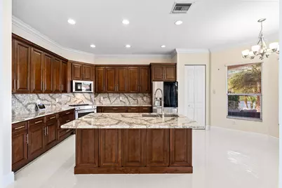 5422 SW 185th Terrace, Miramar, FL 33029 - Photo 15
