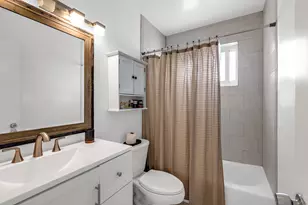 8781 NW 15th St, Pembroke Pines, FL 33024 - Photo 7