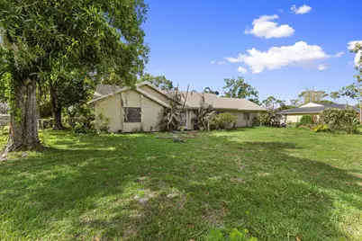 8631 Hidden Pines Road, Fort Pierce, FL 34945 - Photo 5