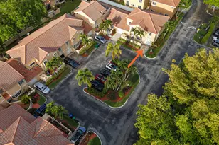 11303 Lakeview Dr, Coral Springs, FL 33071 - Photo 27