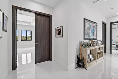 334 Isle Of Capri Drive, Fort Lauderdale, FL 33301 - Photo 57