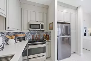 47 N Lakeshore Dr, Hypoluxo, FL 33462 - Photo 9
