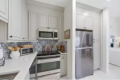 47 N Lakeshore Drive, Hypoluxo, FL 33462 - Photo 9