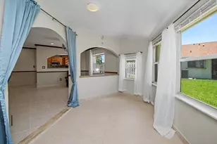 9709 Sunny Isle Cir, Boca Raton, FL 33428 - Photo 11