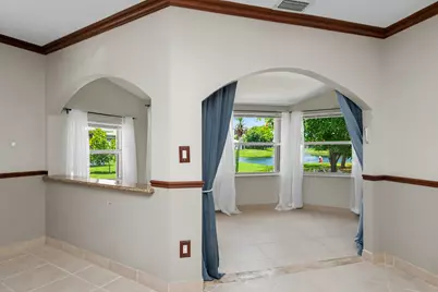 9709 Sunny Isle Circle, Boca Raton, FL 33428 - Photo 7