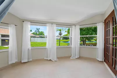 9709 Sunny Isle Circle, Boca Raton, FL 33428 - Photo 9