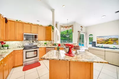 6169 NW 53rd Circle, Coral Springs, FL 33067 - Photo 19