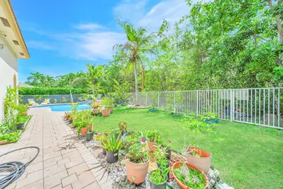 6169 NW 53rd Circle, Coral Springs, FL 33067 - Photo 57