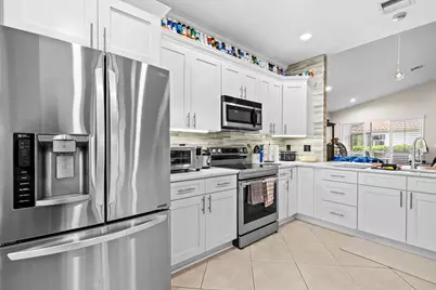 377 NW Granville Street, Port Saint Lucie, FL 34986 - Photo 9