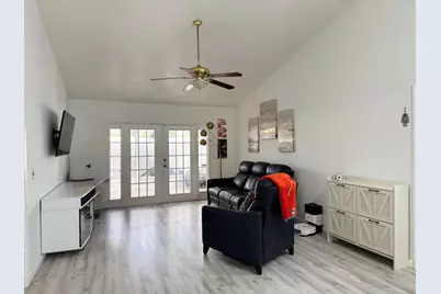 1518 Royal Forest Court, Palm Springs, FL 33406 - Photo 35