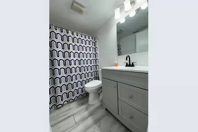 1518 Royal Forest Court, Palm Springs, FL 33406 - Photo 33